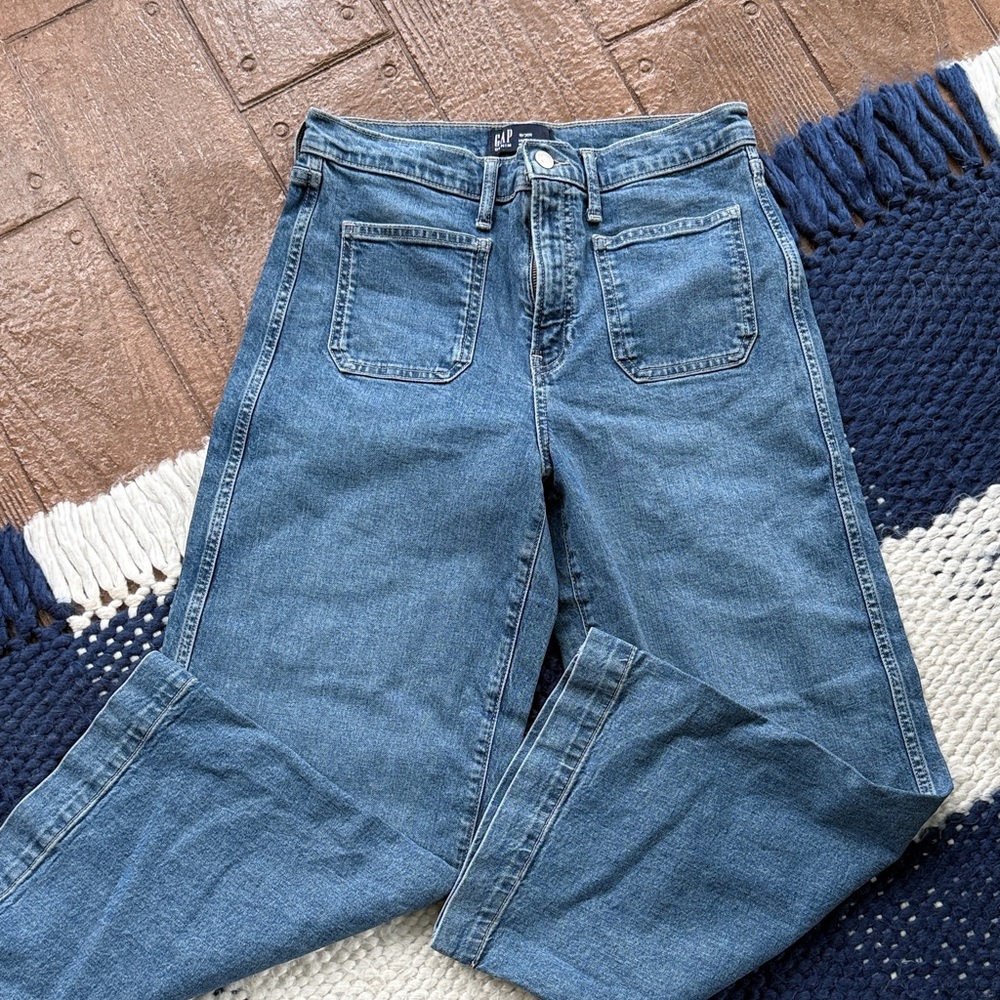 GAP High Rise Wide Leg Crop Jeans